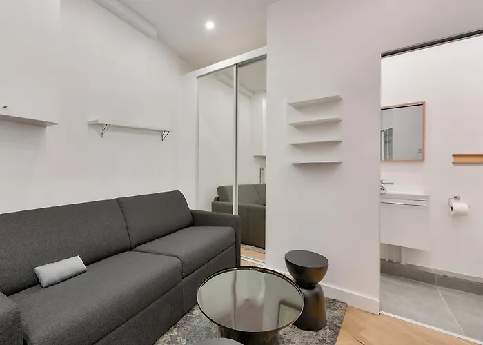 165 - Urban Studio Near Haussmann Boulevard